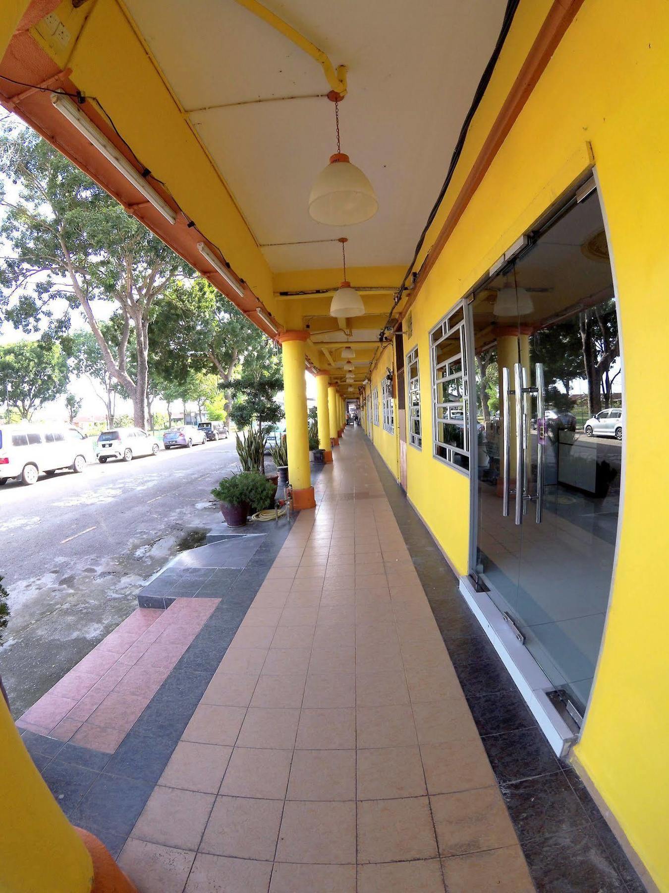 班达塔斯克穆提阿拉jv酒店 Simpang Ampat  外观 照片